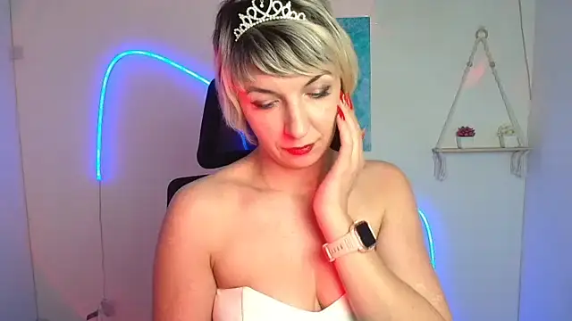 Czat XXX na żywo – Lana_Foxyy