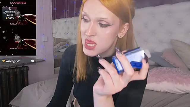 LunaBl1ss 即時 XXX 聊天