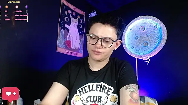 دردشة girl_intense444 الجنسية المباشرة