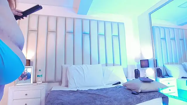 aandreaperez: онлайн-секс-чат