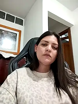 Mia_Hampton Chat XXX in diretta