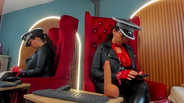 barbara_leython Adlı Modelin Canlı XXX Sohbeti