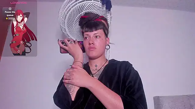 _sharlotte777 现场XXX聊天