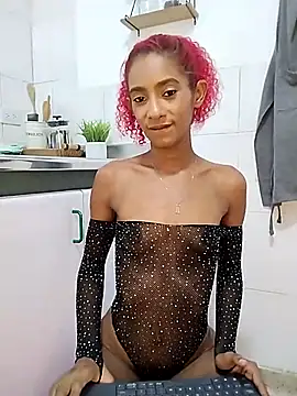 Chat XXX ao vivo de isaabellaa__