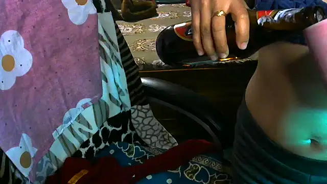 Nepali_AlishaのライブXXXチャット