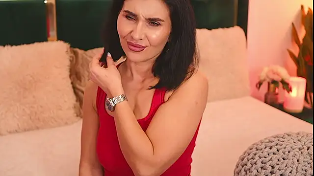 XeniaBlu Adlı Modelin Canlı XXX Sohbeti