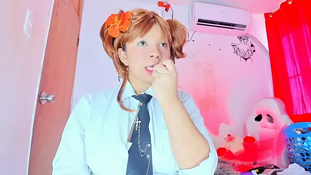 Chat XXX en directo de Emily_Coper18