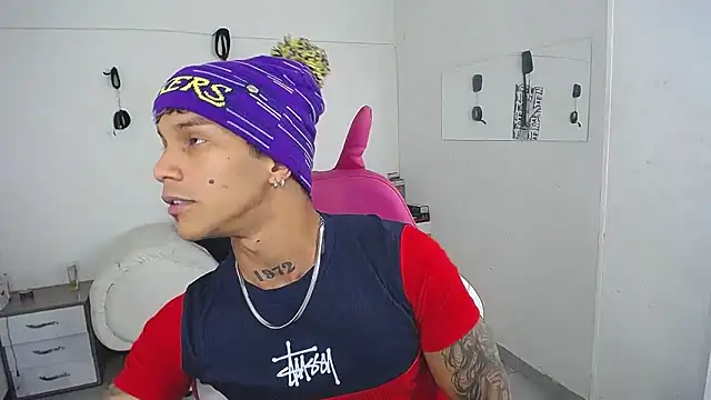 Webkamerová show Leonard_Price