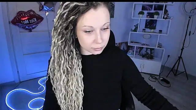 Chat XXX en directo de HoneySallyMoore