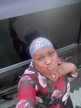 Chat XXX en directo de Cardiebae89