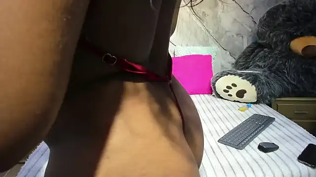 Niyirey1 Chat XXX in diretta