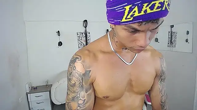 Leonard_Price's Webcam Show