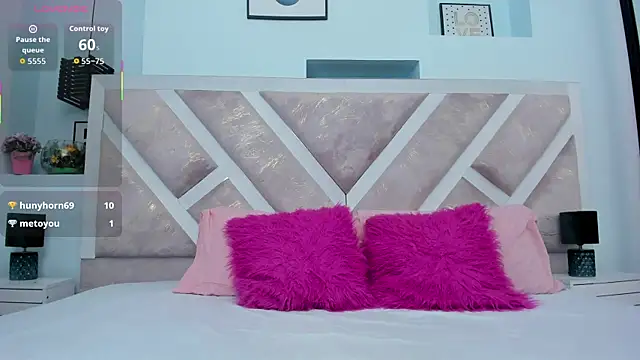 hotmature1 Show in webcam