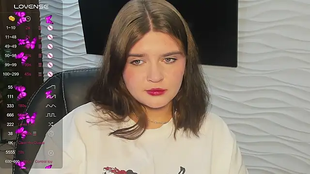 LanaTreadesn Live XXX chat