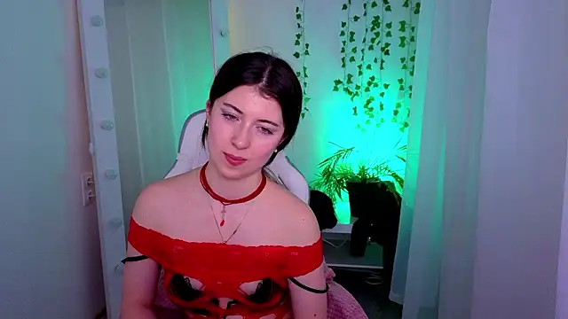 LunarDreamm – Naživo XXX chat