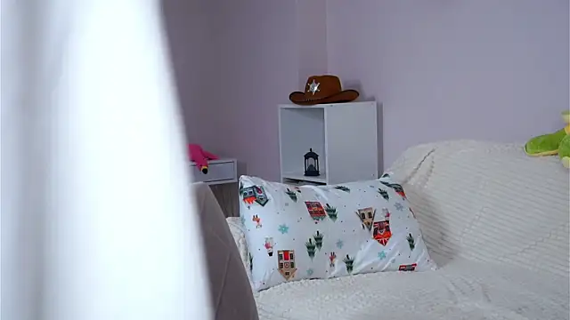 Chatroom XXX en direct de SunnivaCovil