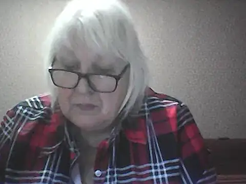 Alexia64231 élő XXX-chatje