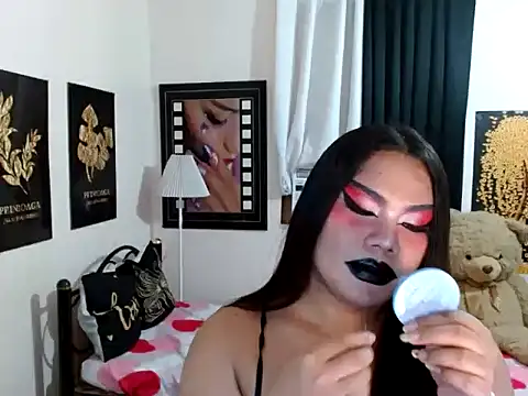 TSbrianaHugeCock Obrolan Langsung XXX