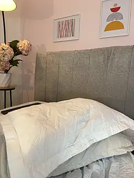 XXX chat uživo modela rawiya