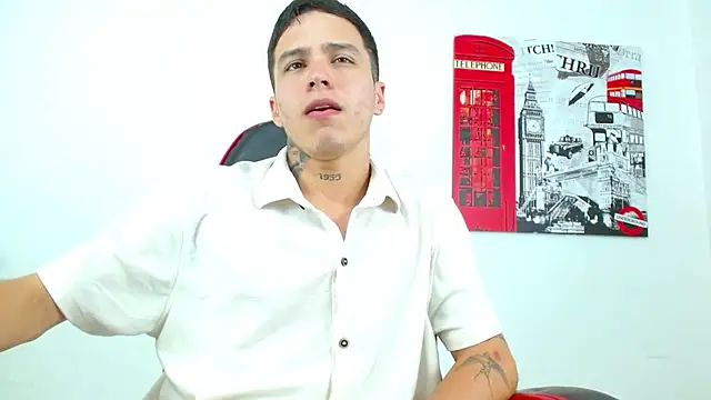 Cumandres18 라이브 XXX 채팅