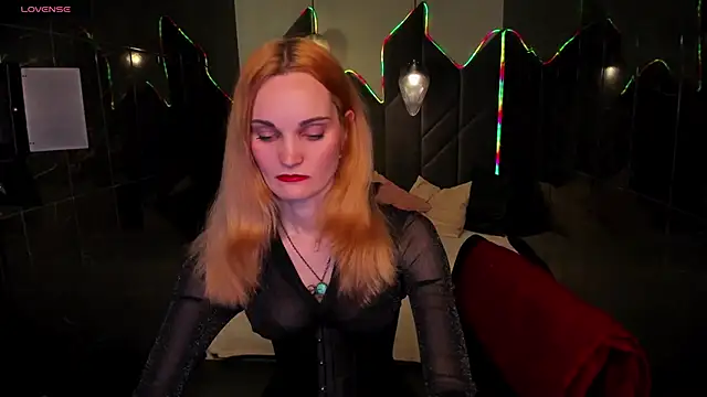 SaraSubtlety 即時 XXX 聊天