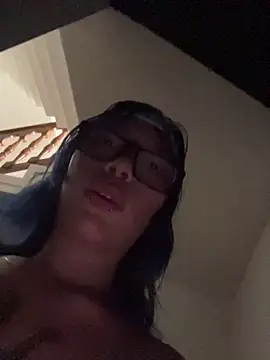 Namii_cute Adlı Modelin Canlı XXX Sohbeti