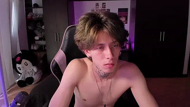 xIce_Boy Adlı Modelin Canlı XXX Sohbeti