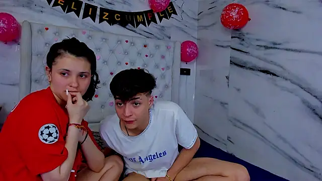 Ari_and_Storm live XXX chat