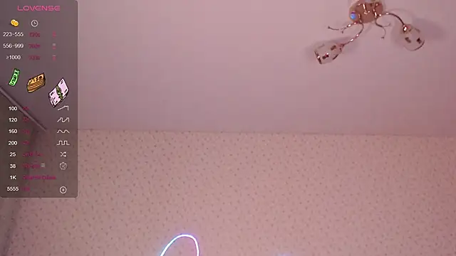 Nutsy_and_Stephanie Adlı Modelin Canlı XXX Sohbeti