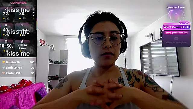 Juliexxxxtasy Chat XXX in diretta