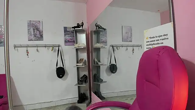 CAMILA--REY: онлайн-секс-чат