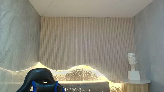 Chat XXX en directo de Naomi_gold_r