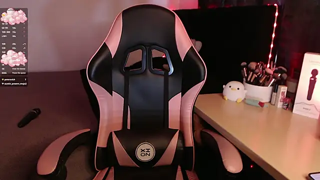 TheprojectsaraaのライブXXXチャット