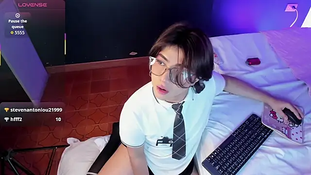 Creamy_Angelo Pertunjukan Webcam