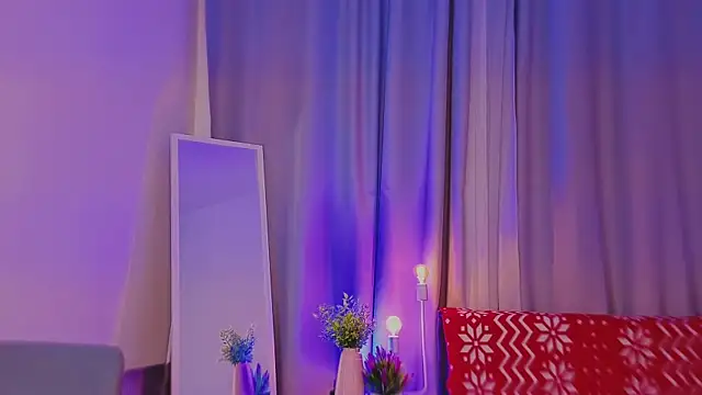 Chat XXX en directo de Leyla_crsh