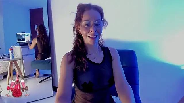 AvaCollinss: онлайн-секс-чат