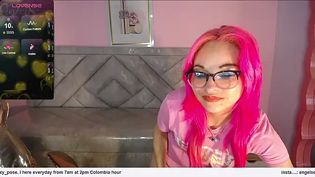 XXX chat uživo modela abril_ch_