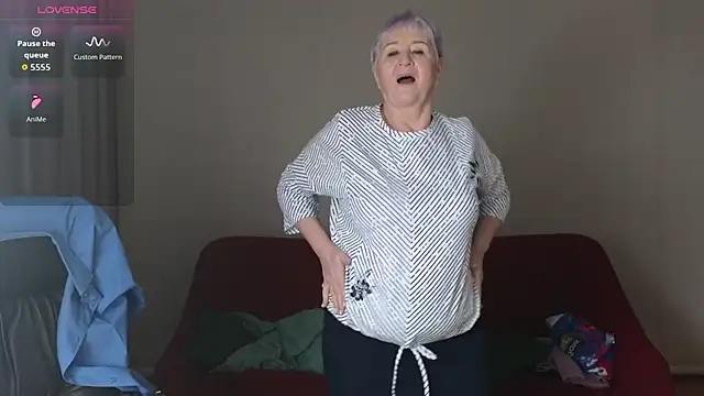 Sandra_Snowflake লাইভ XXX চ্যাট