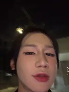 Rainbow-sweet élő XXX-chatje