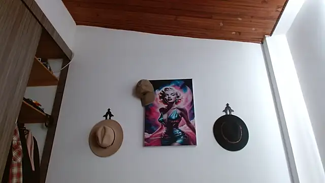 Chat XXX en directo de Crystal_Star_