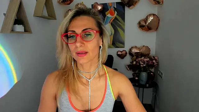 دردشة MuseOfStage الجنسية المباشرة