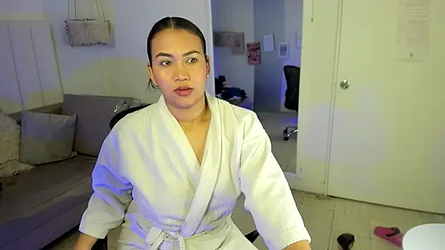 veronica_b07 Adlı Modelin Canlı XXX Sohbeti