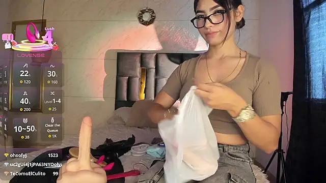 sophia_willliamss live XXX chat