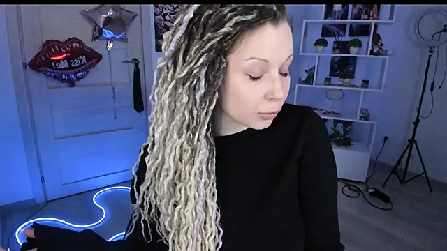 HoneySallyMoore 即時 XXX 聊天