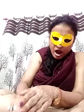 Gullapi Adlı Modelin Web Kamerası Şovu