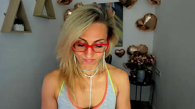 Chat +18 de MuseOfStage ao vivo