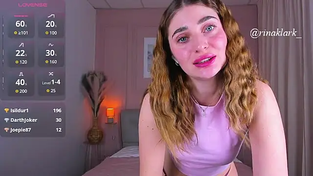 RinaKlark's Live XXX Chat