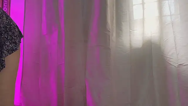 Czat XXX na żywo – NebulaFox