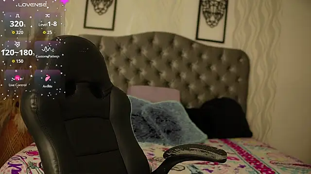 Živý XXX chat katt_eyes_