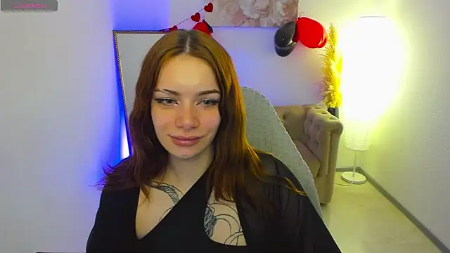 LaylaDiaries élő XXX-chatje